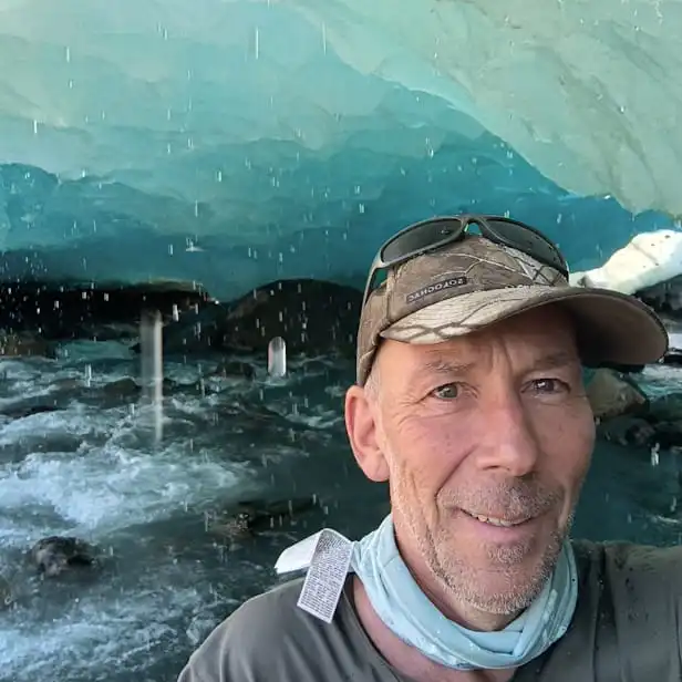 Expedition-Guide-Ausbildung-Trekkingguide-Höhenbergsteigen-_-Gletscher-Gletschermund (1)